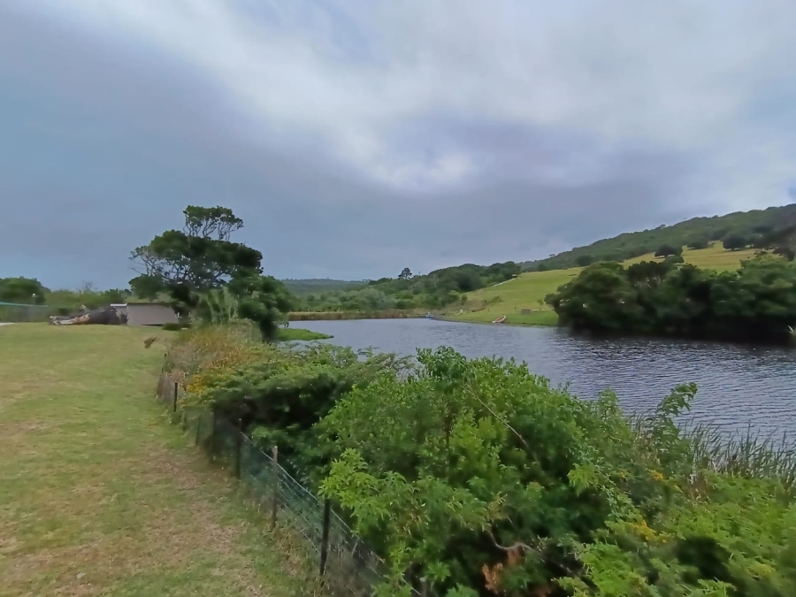 Commercial Property for Sale in Colleen Glen Eastern Cape